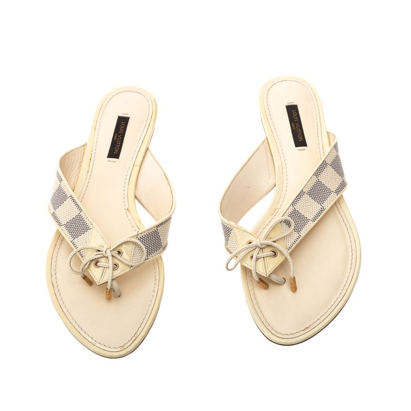 Rasteira-Louis-Vuitton-Couro-Damier-Creme