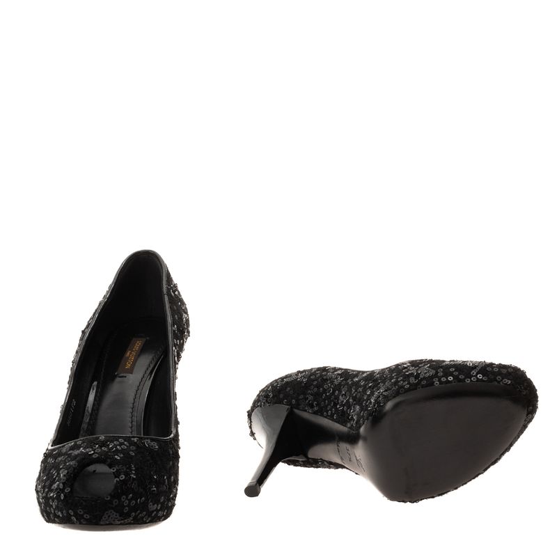 Peep-Toe-Louis-Vuitton-Oh-Really-Paetes-Preta