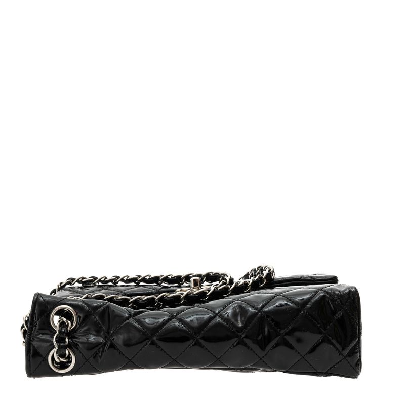 Bolsa-Chanel-Upside-Down-Flap-Preta