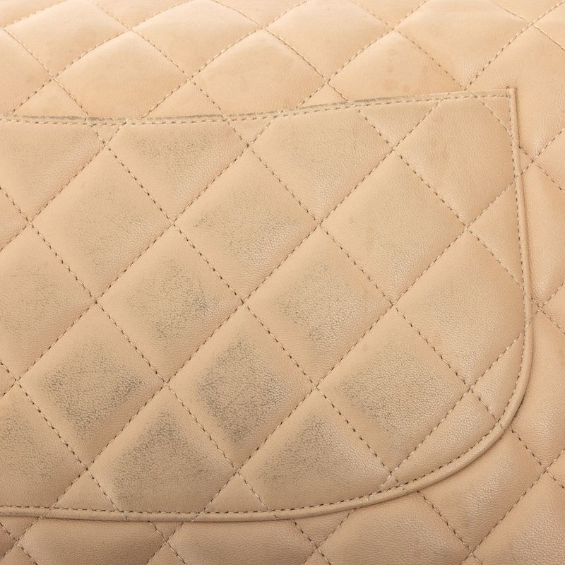 Bolsa-Chanel-Classic-Flap-Lambskin-Bege