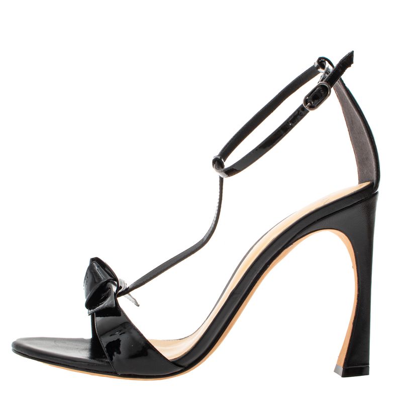 Sandalia-Alexandre-Birman-Verniz-Preto