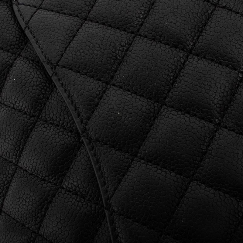 Bolsa-Chanel-Flap-Caviar-Preta