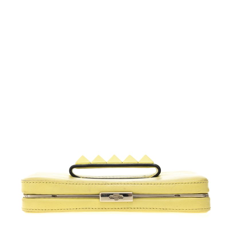 Clutch-Valentino-Garavani-Rockstuds-Amarela