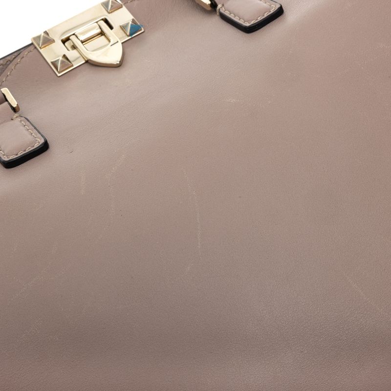Bolsa-Valentino-Garavani-Rockstud-Tote-Bege