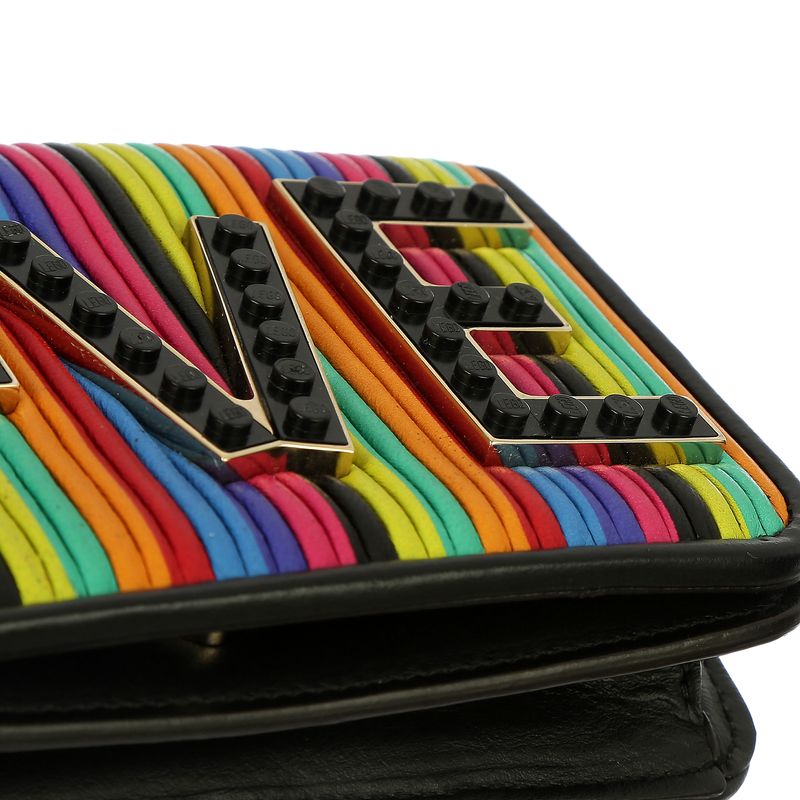 Bolsa-Les-Petits-Joueurs-Janis-Micro