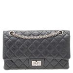 Bolsa-Chanel-Reissue-225-Double-Flap-Lambskin-Preta