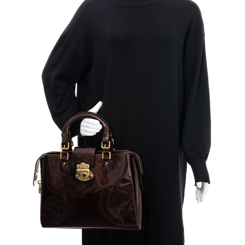 Bolsa-Louis-Vuitton-Amarante-Melrose-Avenue-Verniz-
