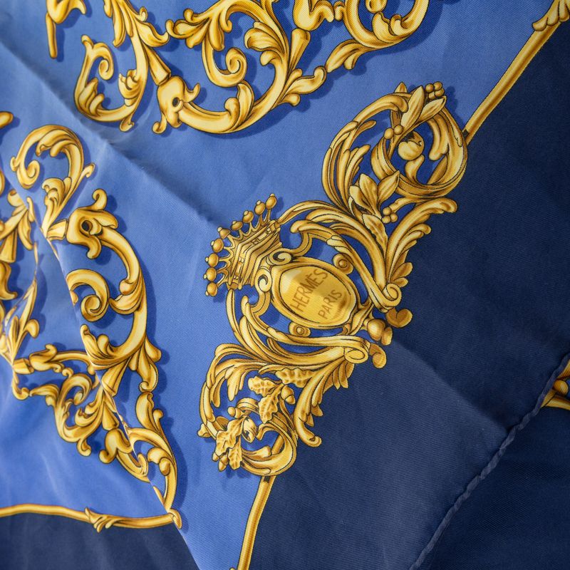 Lenco-Hermes-Seda-Estampado-Azul