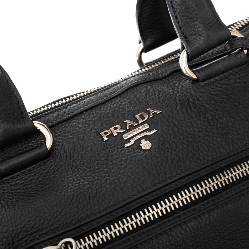 Bolsa-Prada-Ziper-Vitelo-Daino-Preta