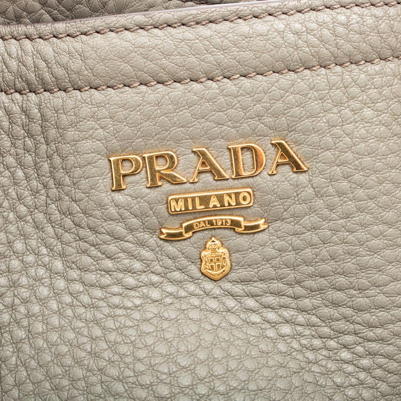 Bolsa-Prada-Sacca-2-Mancinni-Couro-Cinza