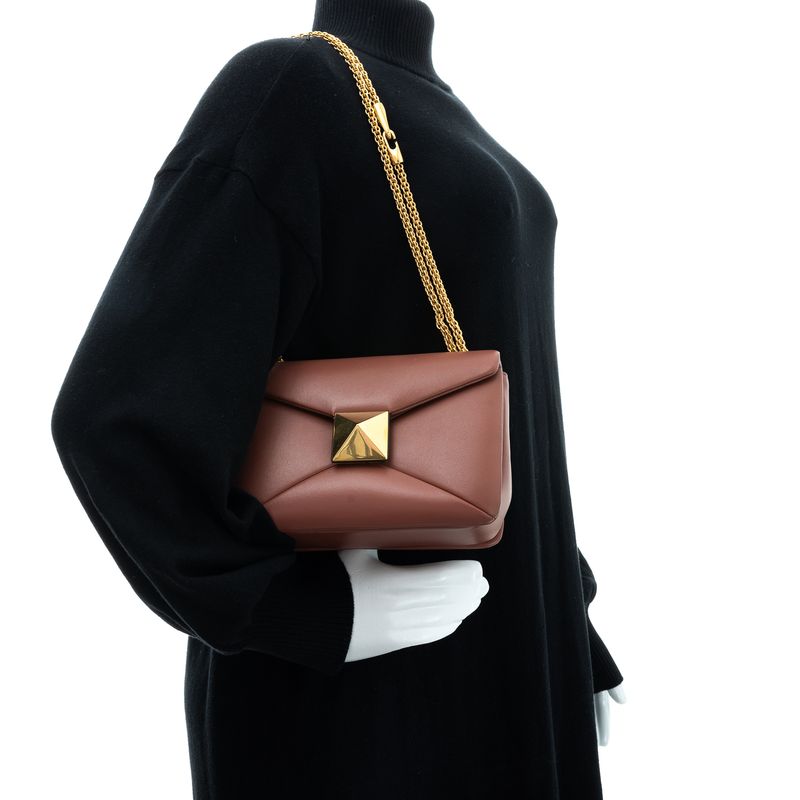 Bolsa-Valentino-Garavani-One-Stud-Marrom