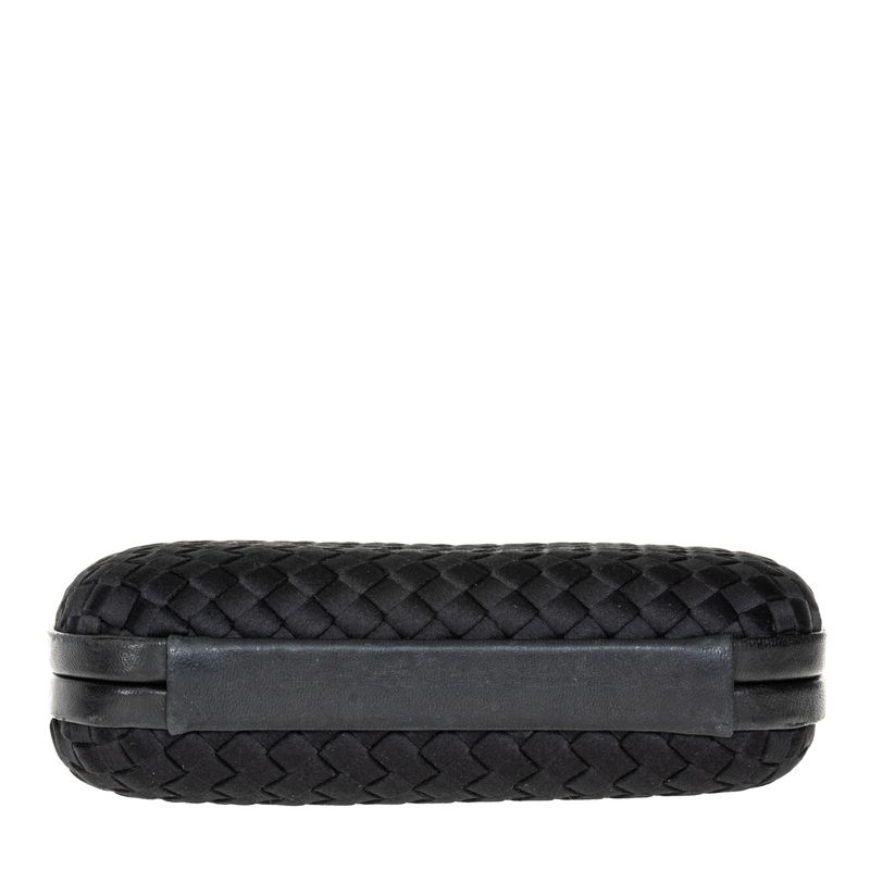 Clutch-Bottega-Veneta-Knot-Intrecciato-Cetim-Preto