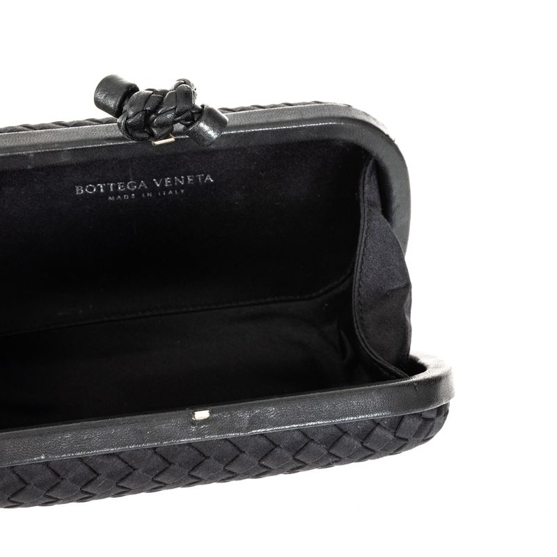 Clutch-Bottega-Veneta-Knot-Intrecciato-Cetim-Preto