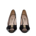 Peep-Toe-Salvatore-Ferragamo-Verniz-Preto