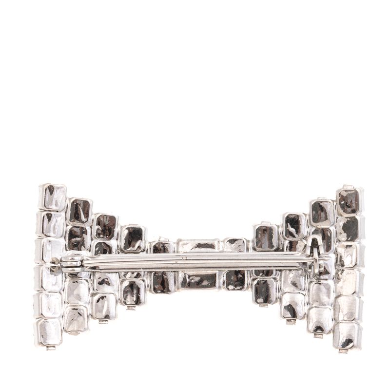 Broche-Laco-Prateado-com-Cristais