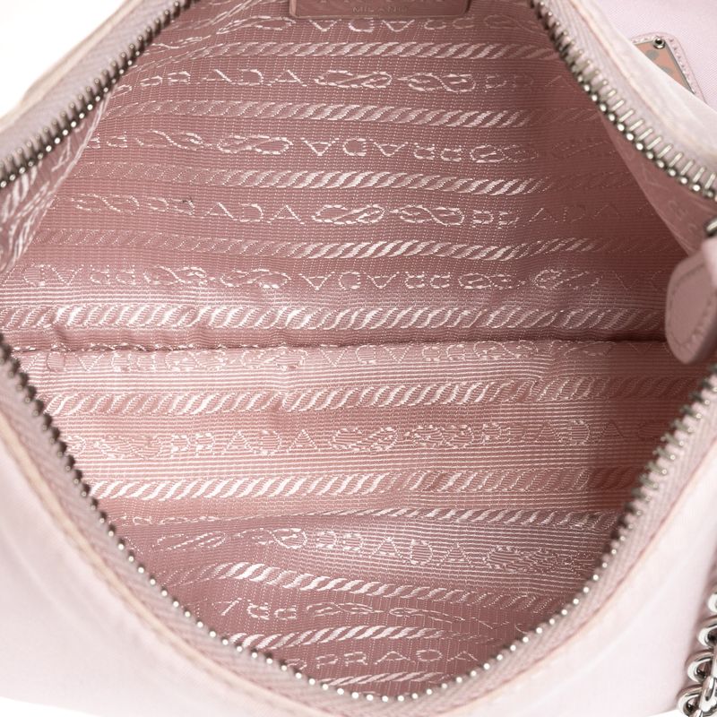 Bolsa-Prada-Re-Edition-2005-Re-Nylon-Rosa