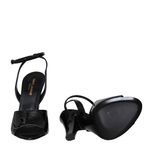Sandalia-Saint-Laurent-Verniz-Preto