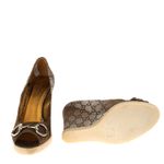 Anabela-Gucci-Horsebit-GG-Canvas-Dourado