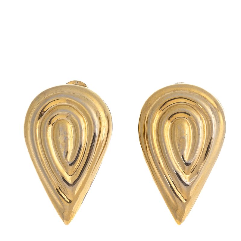 Brinco-Pressao-Vintage-Gota-Invertida-Dourado