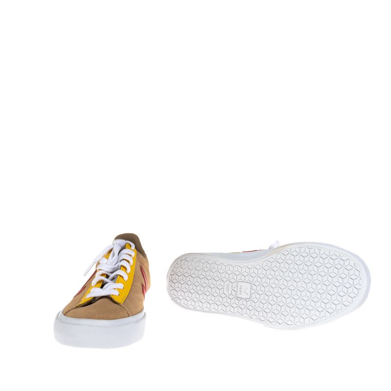 Tenis-Vert-Camurca-Marrom-Vermelho-e-Amarelo