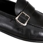 Mocassim-Couro-Preto-e-Fivela-Prateada