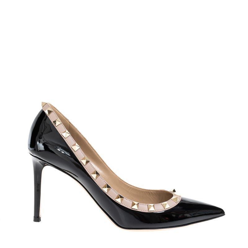 Scarpin-Valentino-Garavani-Rockstud-Verniz-Preto