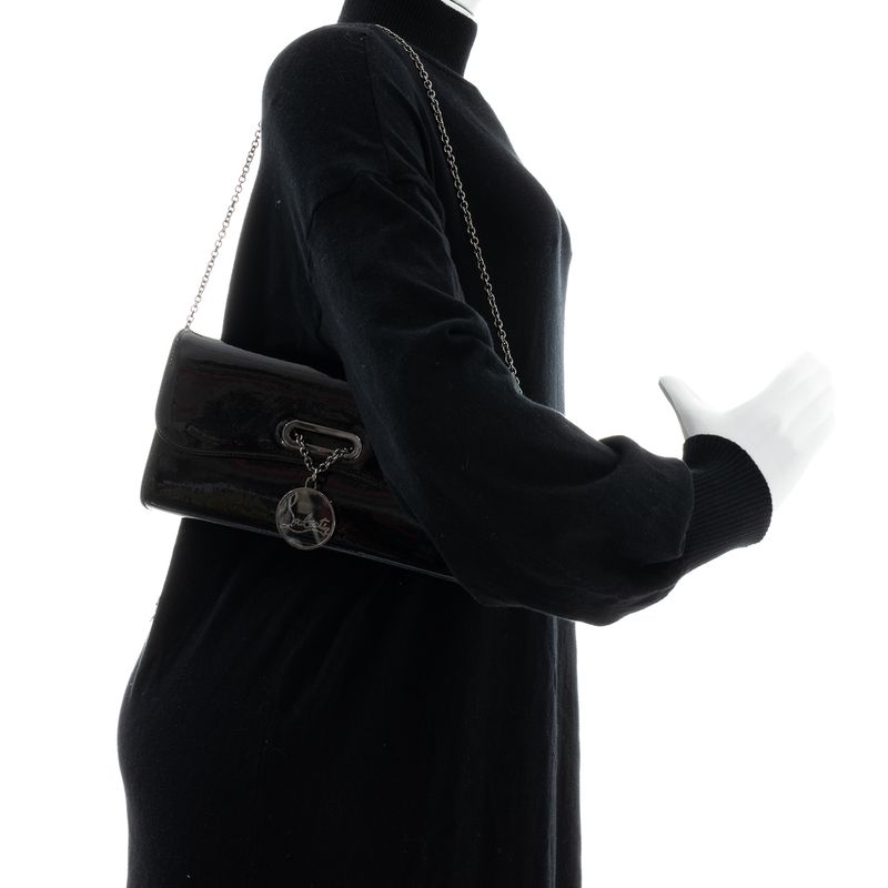 74374-Bolsa-Christian-Louboutin-Riviera-Verniz-Preta-verso