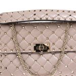 Bolsa-Valentino-Garavani-Rockstud-Spike-Couro-Bege