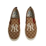 Tenis-Gucci-Slip-On-NY-Yankees-GG-Canvas