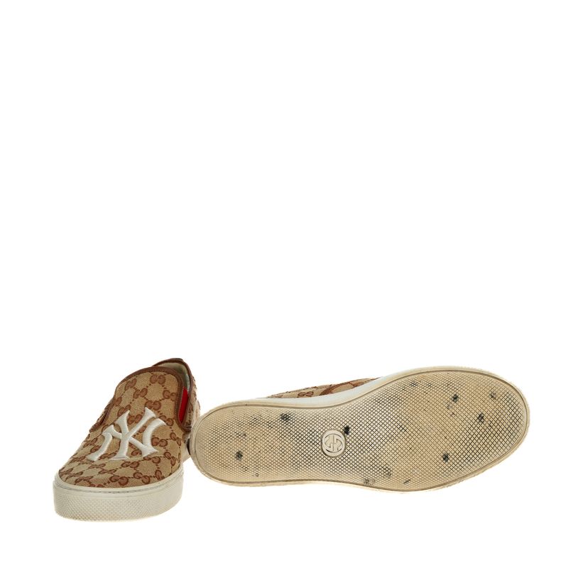 Tenis-Gucci-Slip-On-NY-Yankees-GG-Canvas