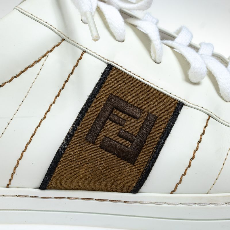 Tenis-Fendi-Logo-Couro-Branco
