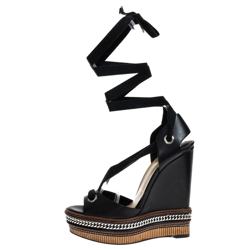 74478-Anabela-Christian-Louboutin-Tribuli-Preta-3