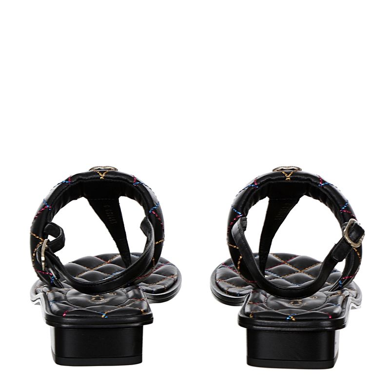 Rasteira-Chanel-CC-Matelasse-Preta