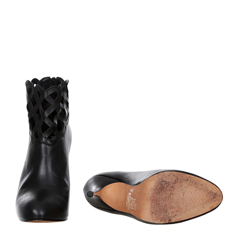 Bota-Sarah-Chofakian-Entrelacada-Preta