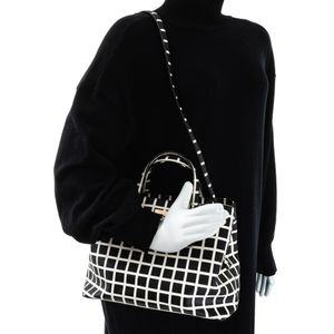 Bolsa Kate Spade Quadriculada Preto e Branco
