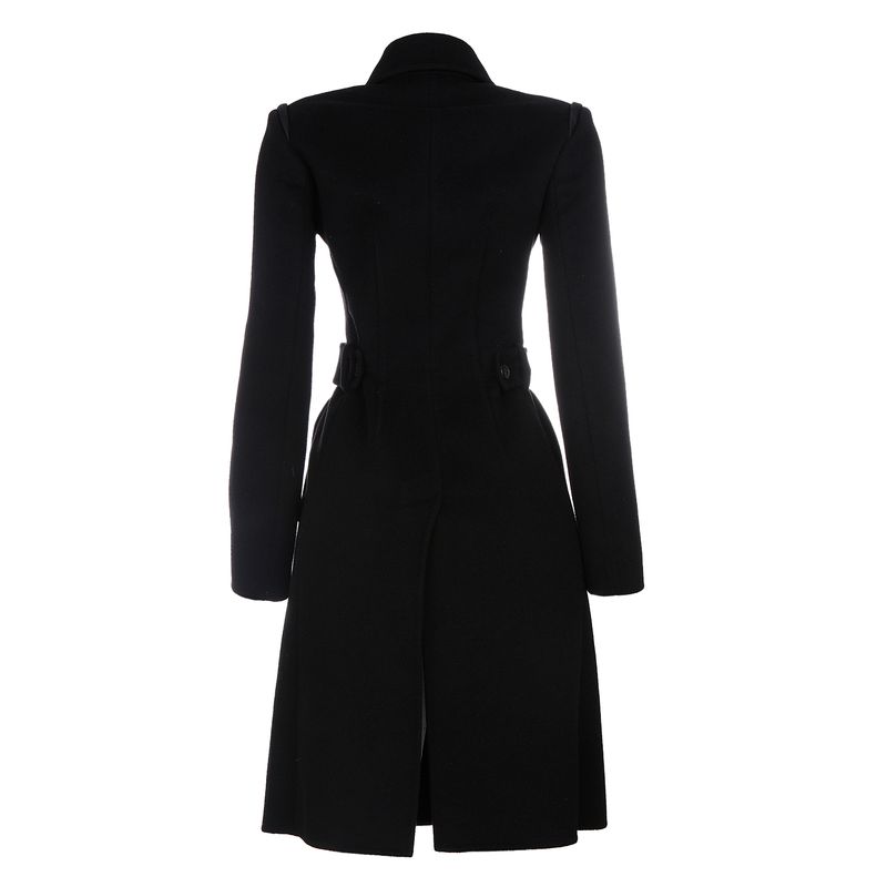 Sobretudo-Prada-La-Preto-