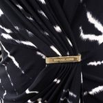 Vestido-Michael-Kors-Estampado-Preto-e-Branco