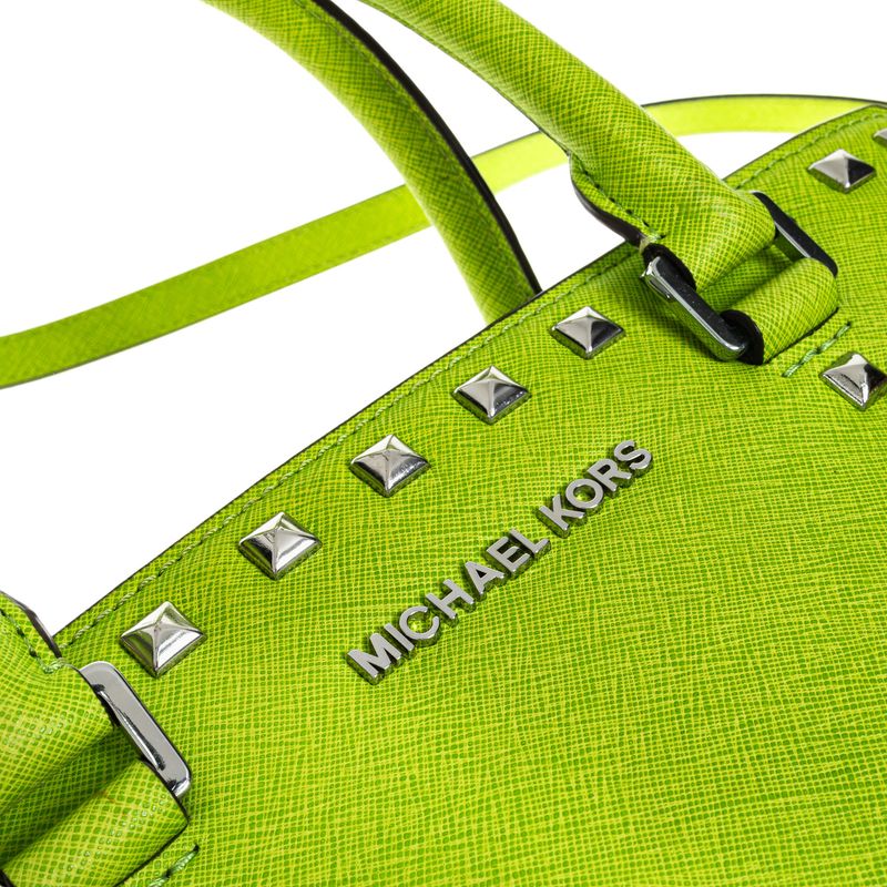 Bolsa-Michael-Kors-Selma-Studded-Saffiano-Verde