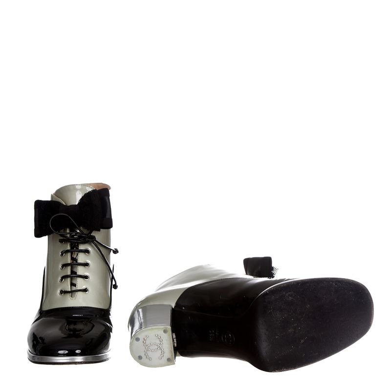 Ankle-Boot-Chanel-Verniz-Bicolor-