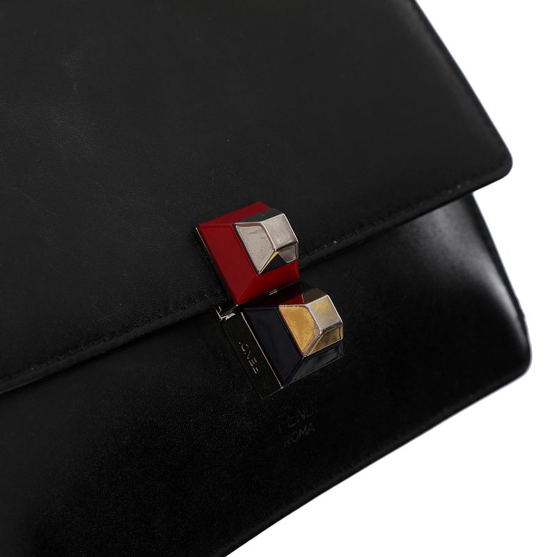 Bolsa-Fendi-Kan-Couro-Preto-