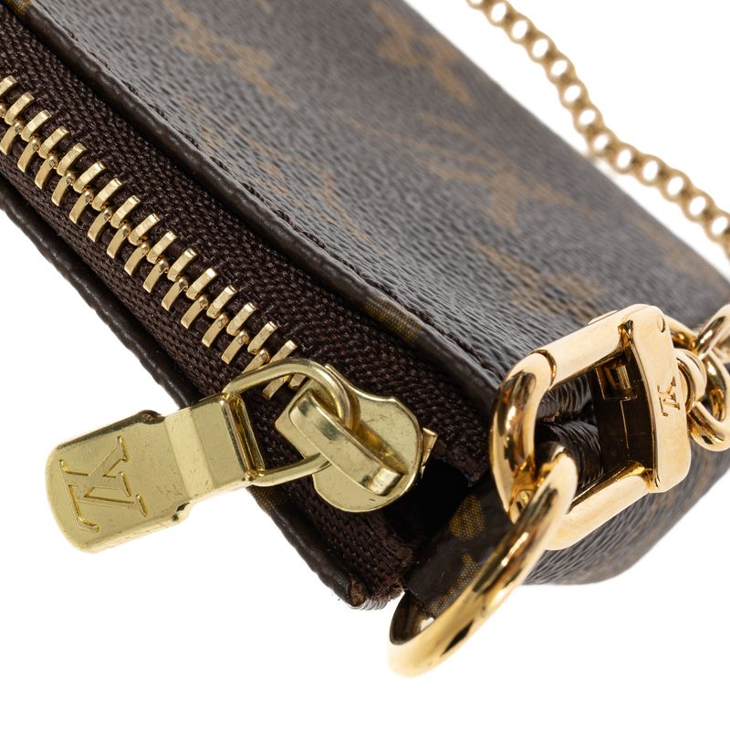 Bolsa-Louis-Vuitton-Mini-Pochette-Accessoires-Monograma