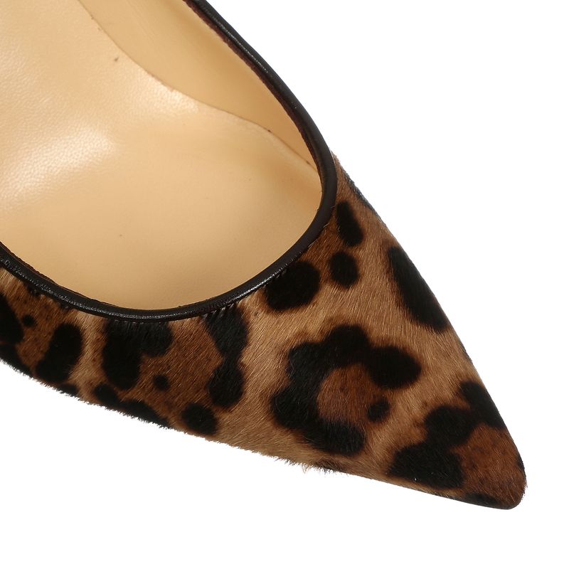 83581-Scarpin-Christian-Louboutin-Pelos-Animal-Print-6