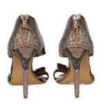 83623-Sandalia-Salvatore-Ferragamo-Couro-Exotico-e-Tachas-2