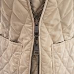 Casaco-Burberry-Matelasse-Bege