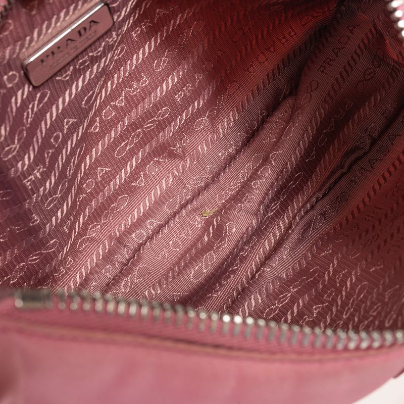 Bolsa-Prada-Re-Edition-2005-Re-Nylon-Rosa