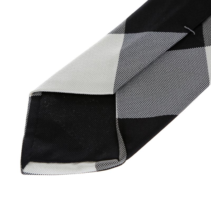 Gravata-Burberry-Estampada-