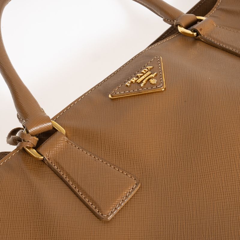 Bolsa-Prada-Tote-Saffiano-Caramelo