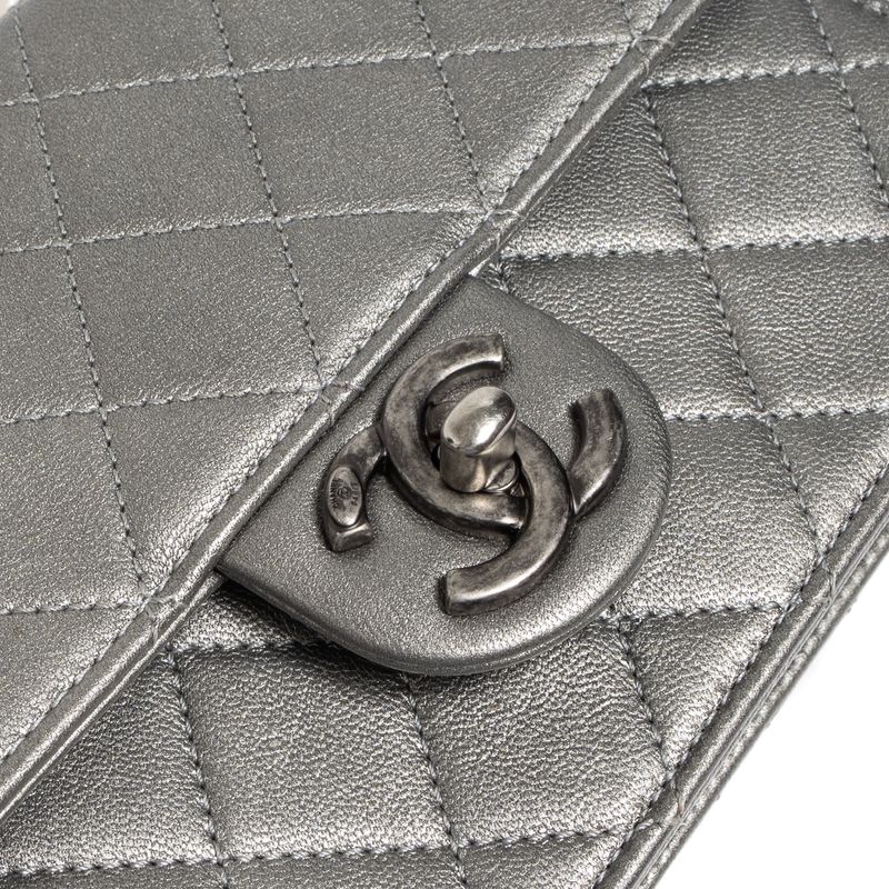 Bolsa-Chanel-Esferas-Mini-Transversal-Prateada
