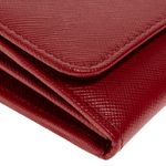 Carteira-Prada-Com-Alca-Saffiano-Vermelho-