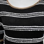 Vestido-NK-Trico-Bordado-Dourado-Preto-e-Branco